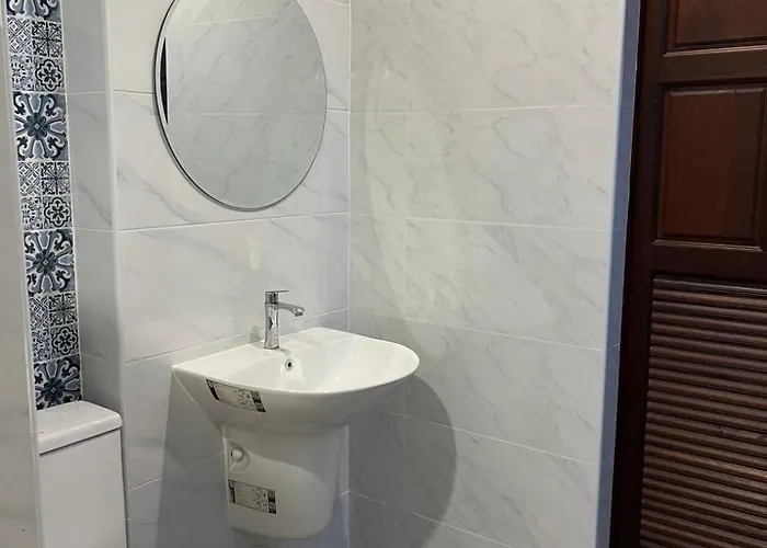 Apartment Baan Saen Saran *